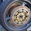 GSX 750 AE Vorderrad Felge Bremsscheiben – Bild 3
